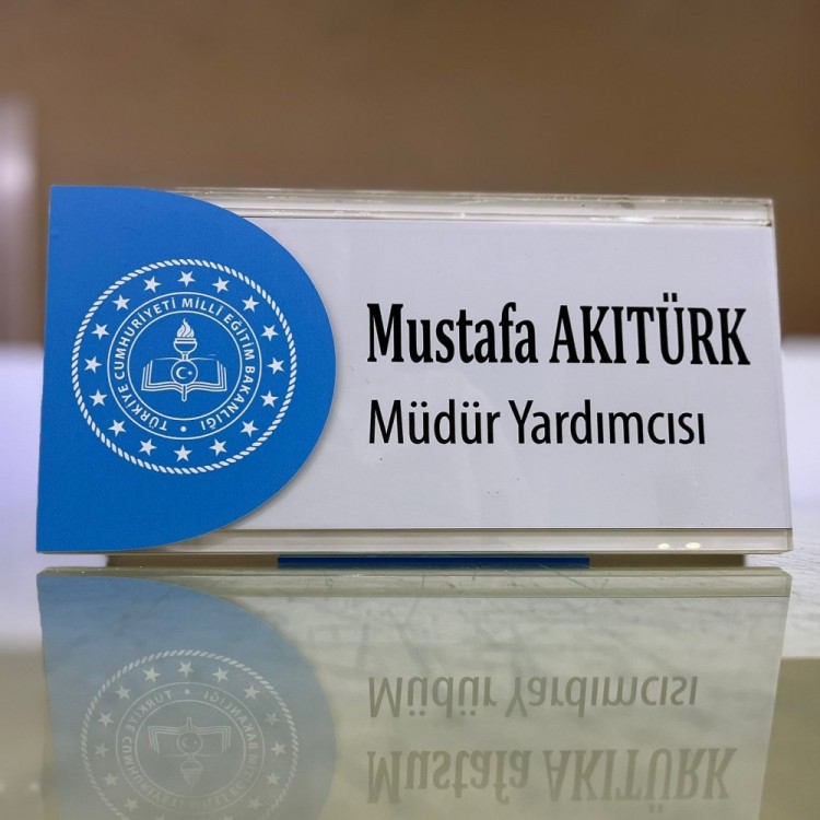 Pleksi Okul Kapı İsimliği