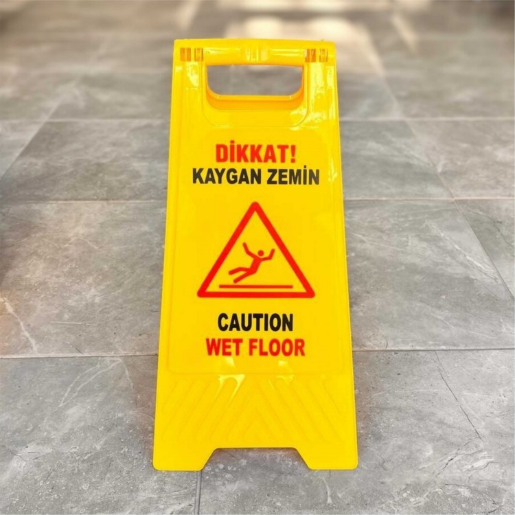 Kaygan Zemin Tabelası - Dubası